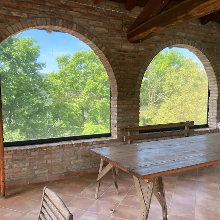 Дом отдыха Casa In Sasso Con Piscina Vernasca